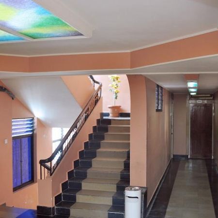Hotel Satyaheera Мапуса Екстериор снимка